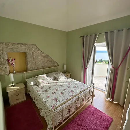 Divna Villa