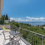 Divna Podgora (Split-Dalmatia)