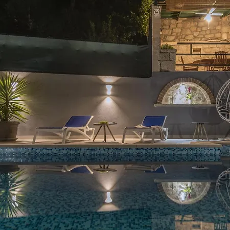 Divna Villa