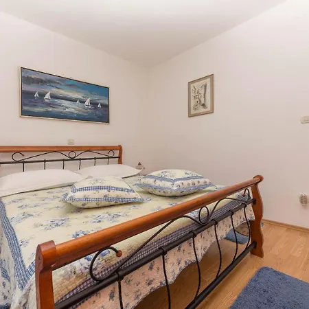Villa Divna *