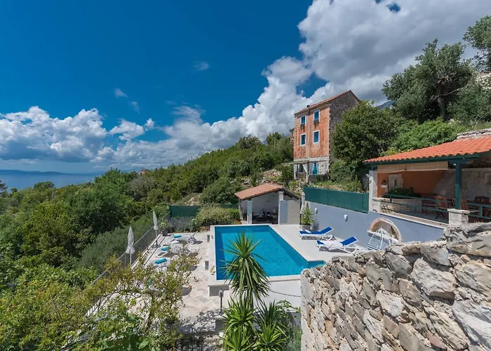 Villa Divna
