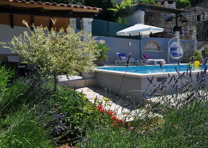 Divna Villa